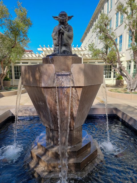 Yoda fountain